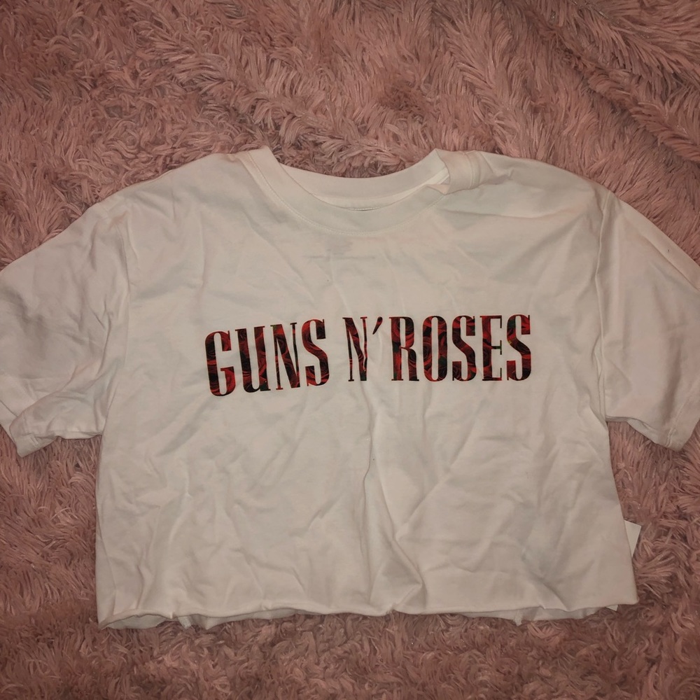 Forever 21 Guns N’ Roses Crop Top